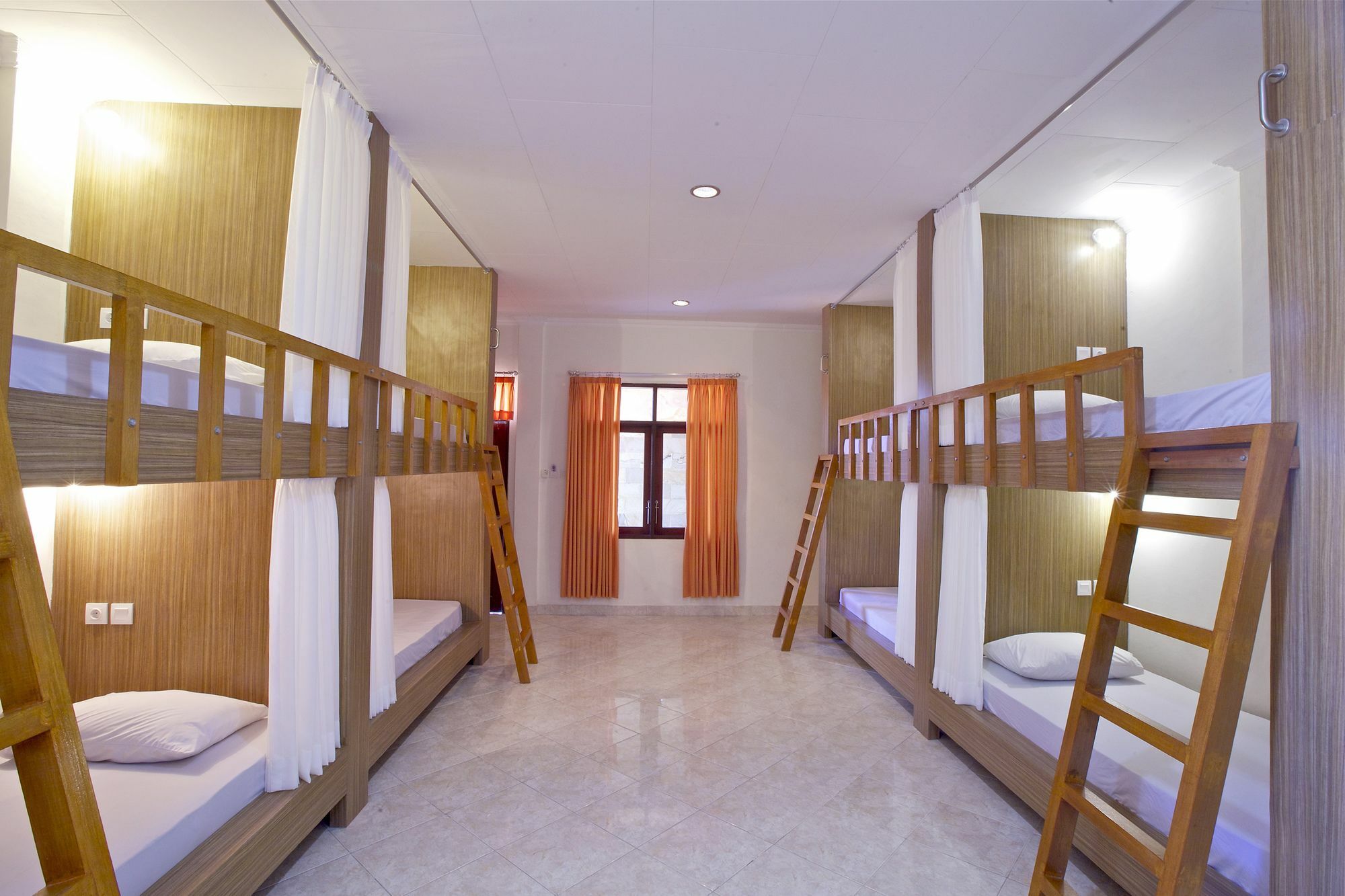 Kuta Dormitory At Simpang Inn Luaran gambar