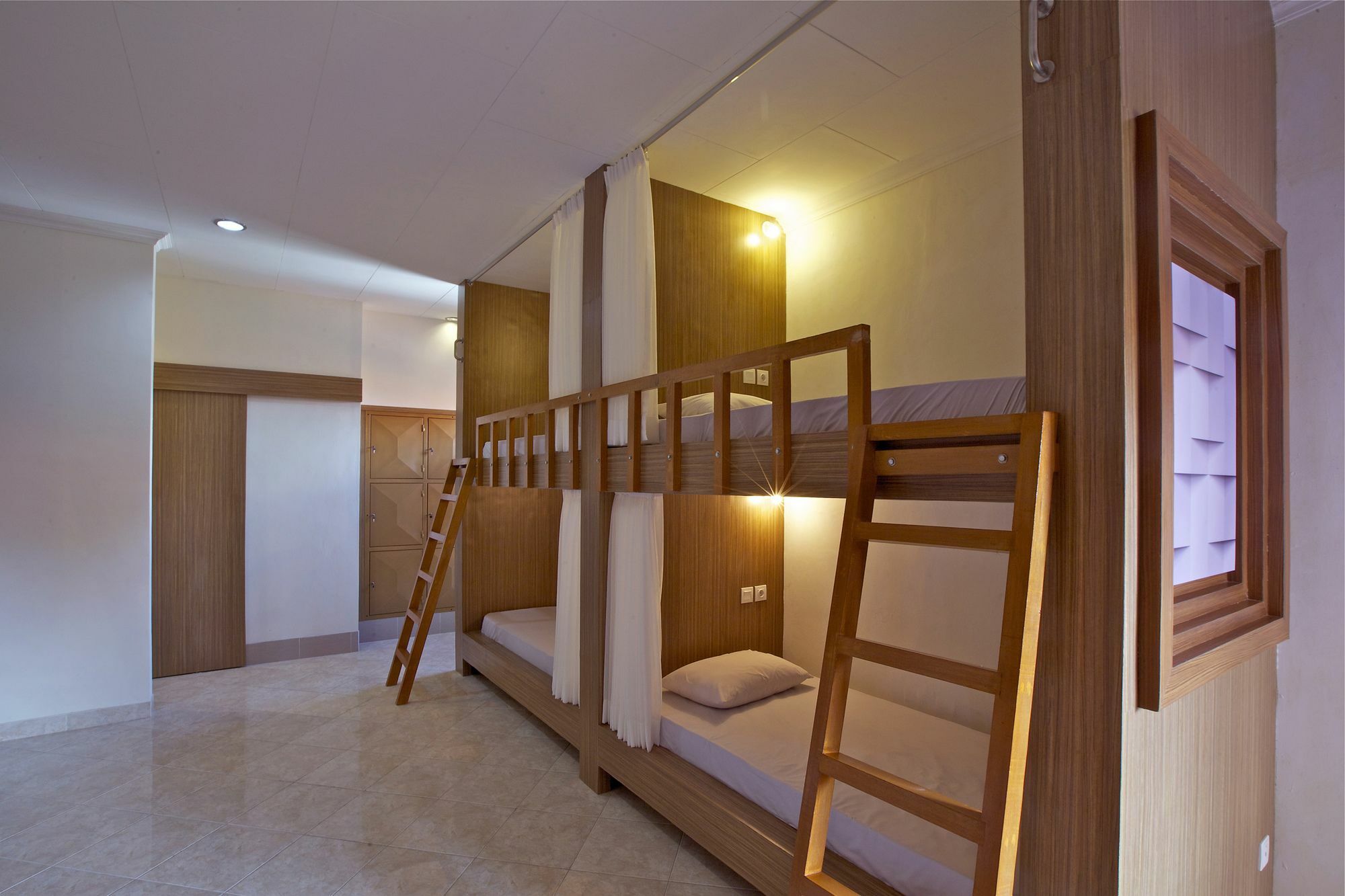Kuta Dormitory At Simpang Inn Luaran gambar
